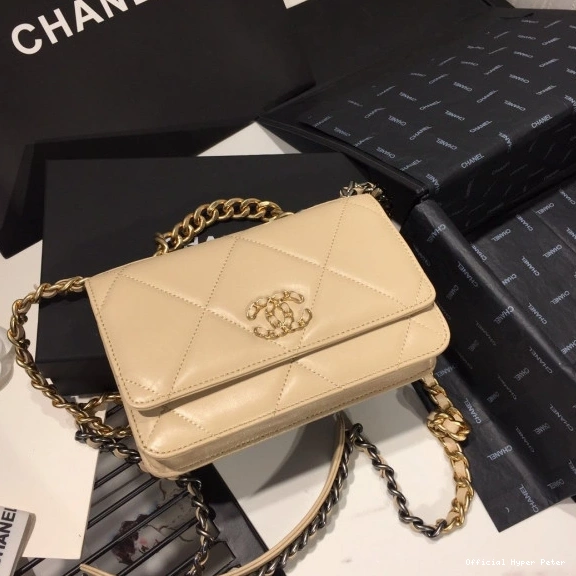 HyperPeter CHANEL CHAIN WALLET 0814